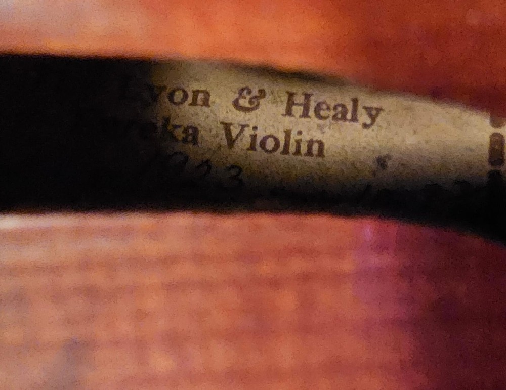 Beautiful 1923 Lyon & Healey Eureka 3/4 size violin with case