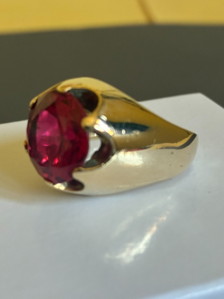 Men's 10K Gold Ring + Lab Created Ruby/Garnet Stone (Preowned)