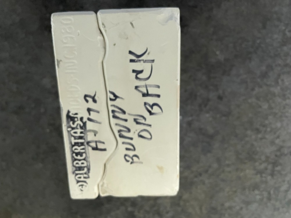 Alberta #172 - Bunny on Back Ceramic Mold