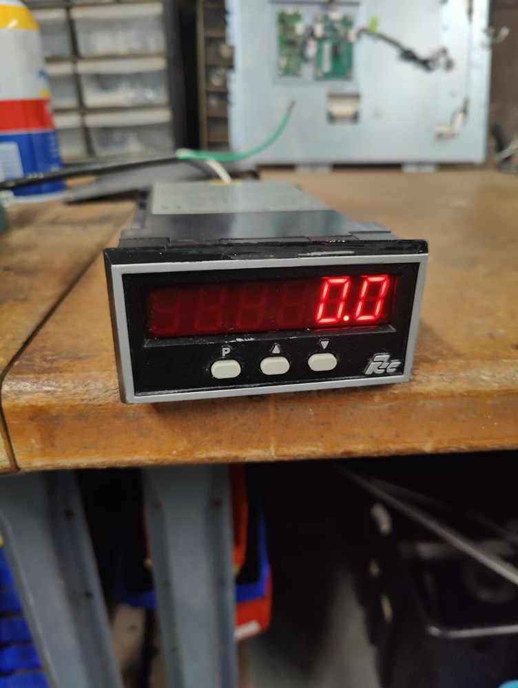 Used TESTED RLC Red Lion Controls IMD1 Panel Meter IMD10102