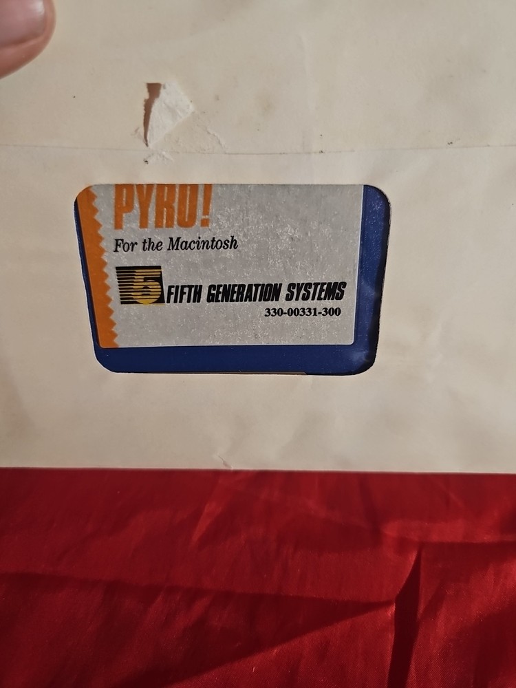 Vintage User Manual Pyro! Fifth Generation Systems & Disk 1990 Rare