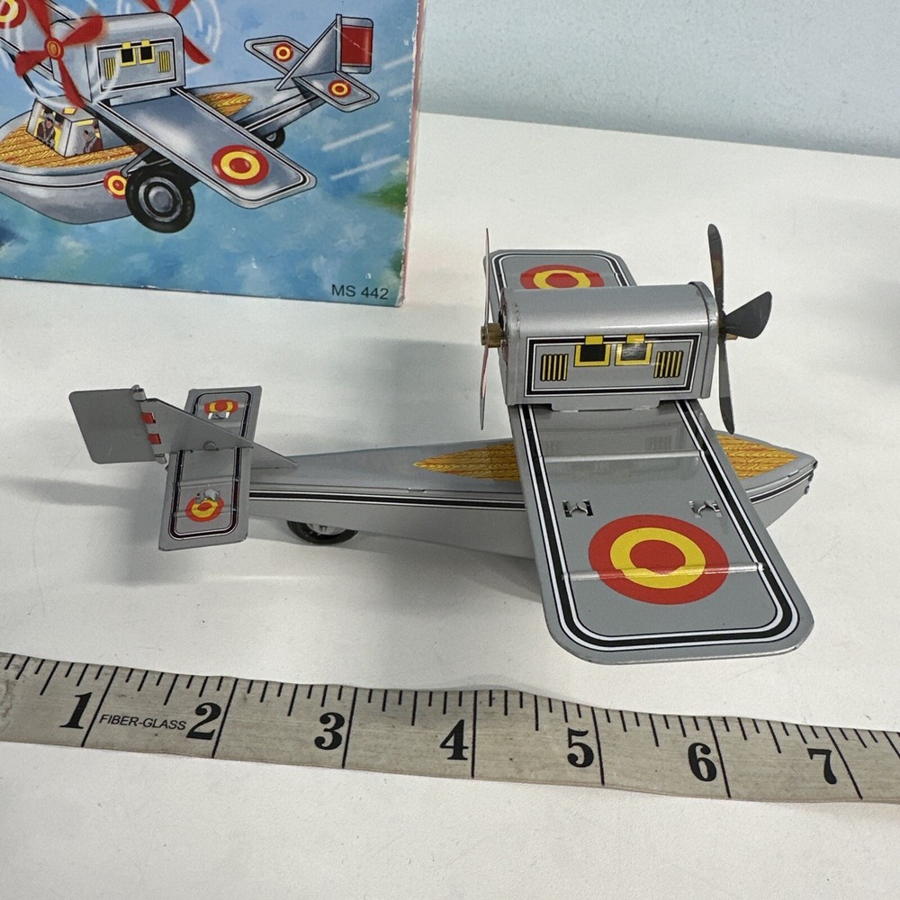 Supt Propeller Plane (We could not get this to work) Small Tin plane