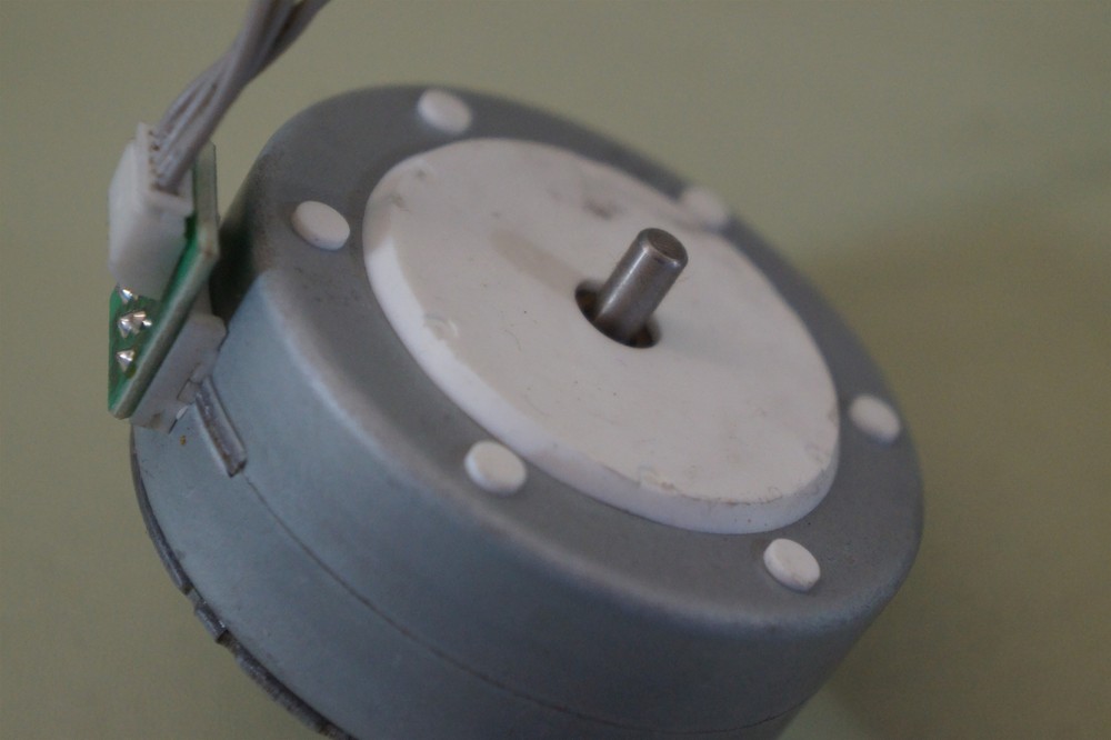 NMB PM55L-048-HPB8 Stepper Motor