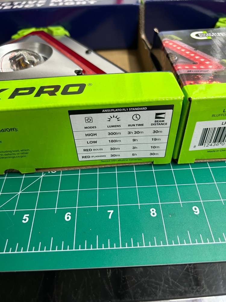 2-pack Luxpro Triangle Reflective Magnetic Emergency Light Waterproof Flashlight