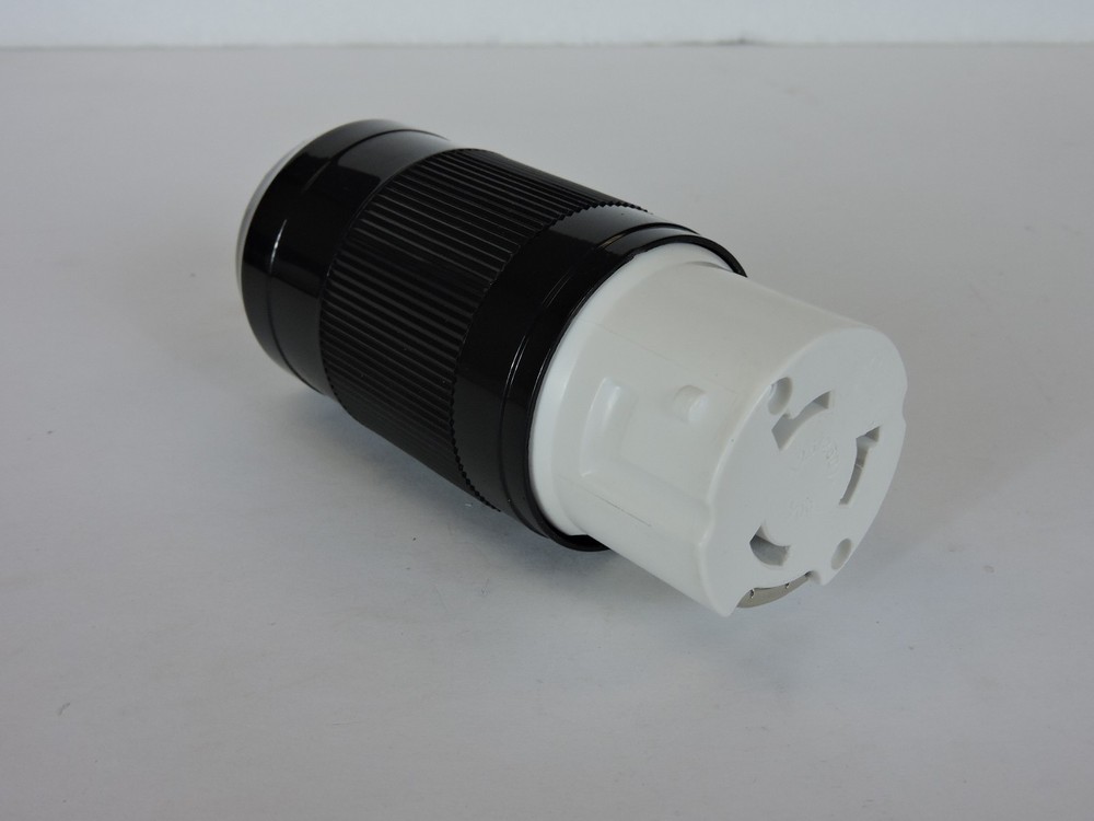 New RV 50A 125/250V 50 amp Female Twist Connector locking