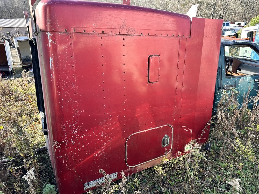 KENWORTH W900 Sleeper Assembly; NICE TAKEOFF!!