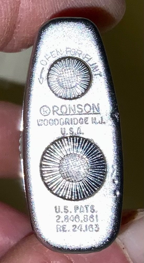 Vintage Ronson Varaflame Windlite Butane Lighter - Untested