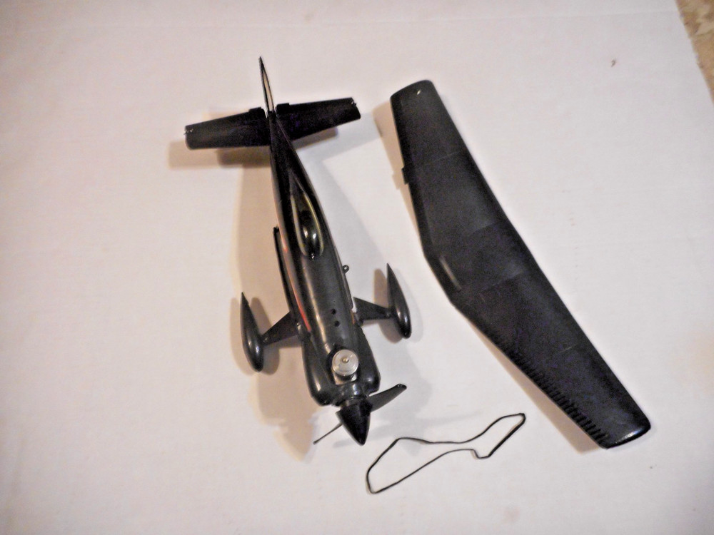Cox Thunderbolt .049 Engine Powered Model Airplane Ex