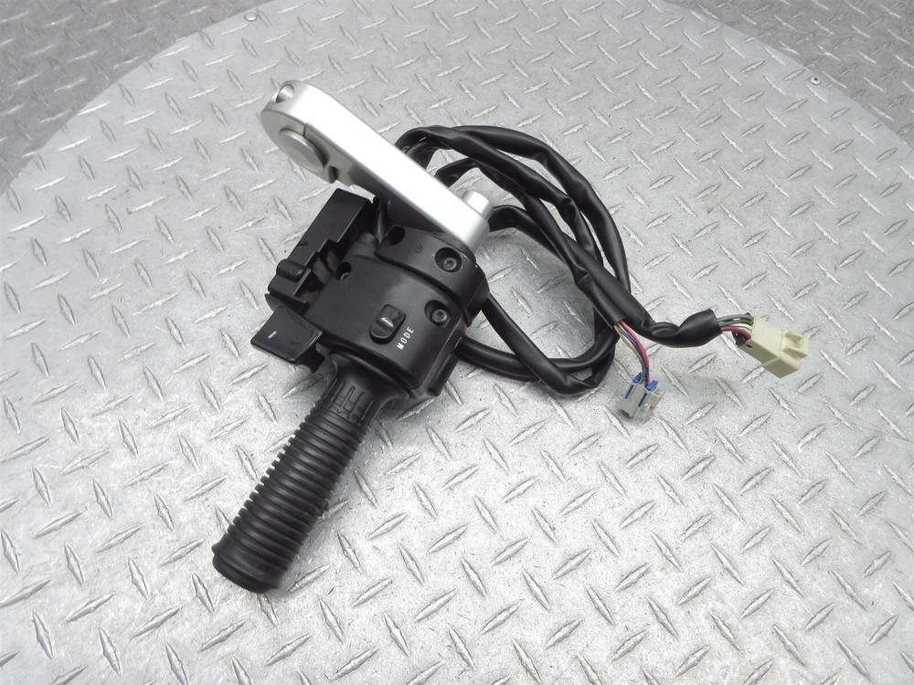 2008 08-09 Can-Am Spyder GS SE5 Left Switch Handlebar Control Reverse Assembly