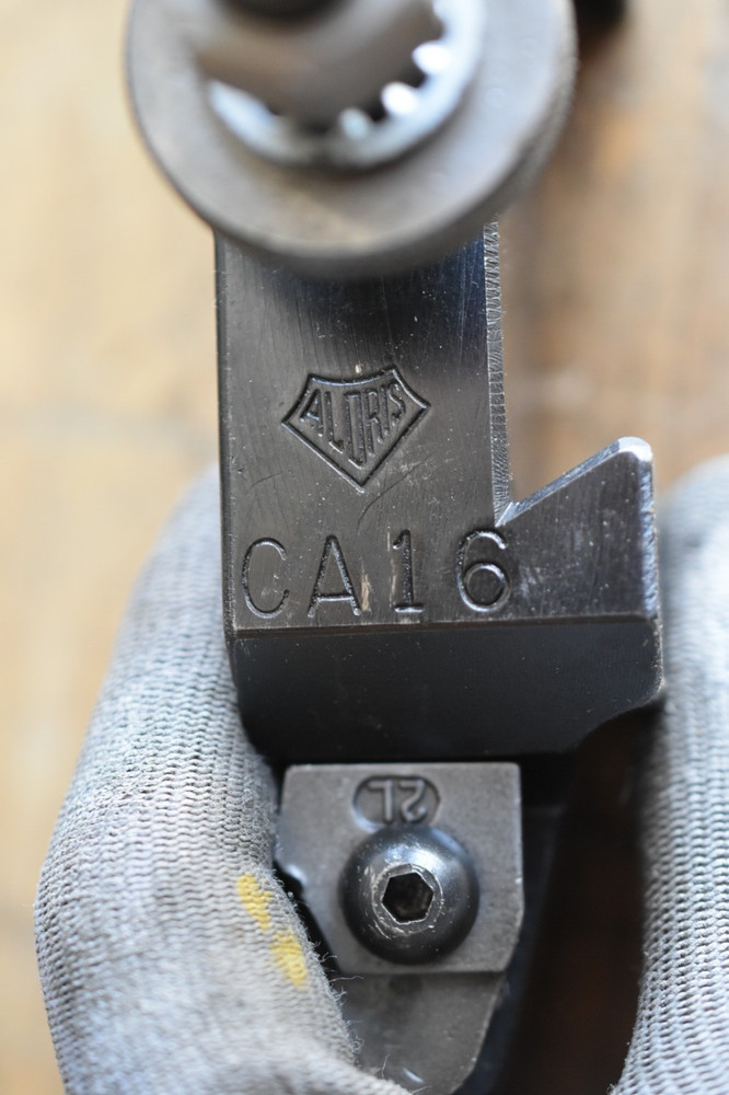 Aloris Combination Turning & Facing Holder CA-16