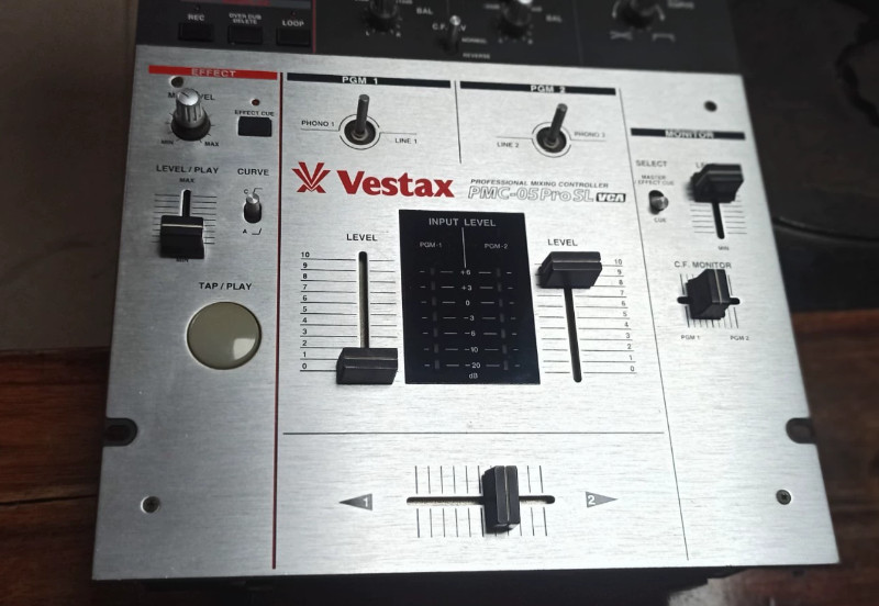 1pcs Vestax PMC-05Pro SL Mixing Console