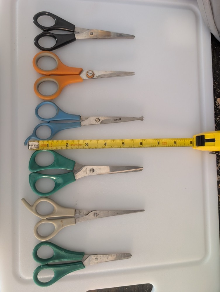Scissors lot of 6