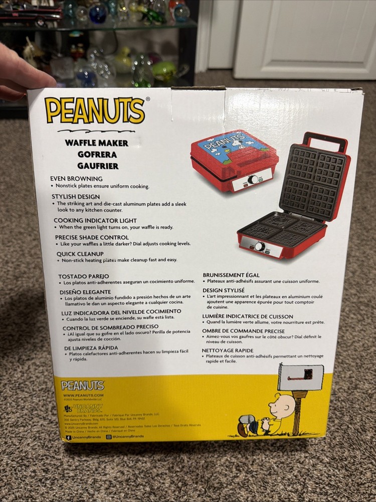 Peanuts Deluxe Waffler Maker Uncanny Brands