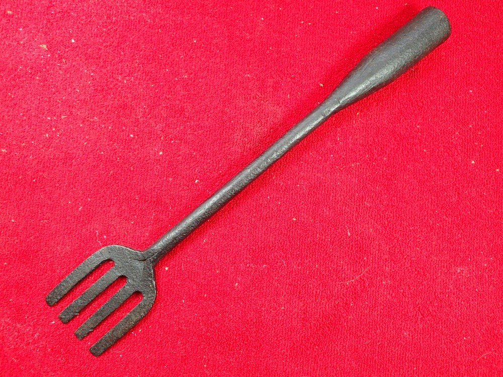 Primitive Antique Hand Forged Frog Fish Eel Gig with Socket End