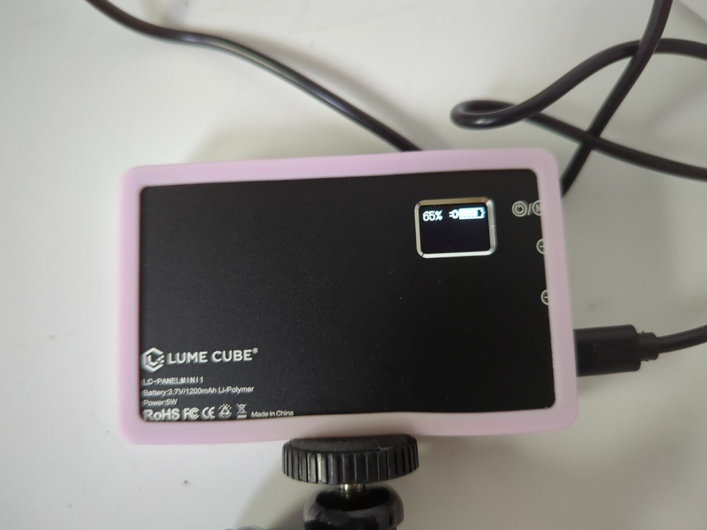 LUME CUBE VIDEO CONFERENCE LIGHT LC-PANELMINI 1