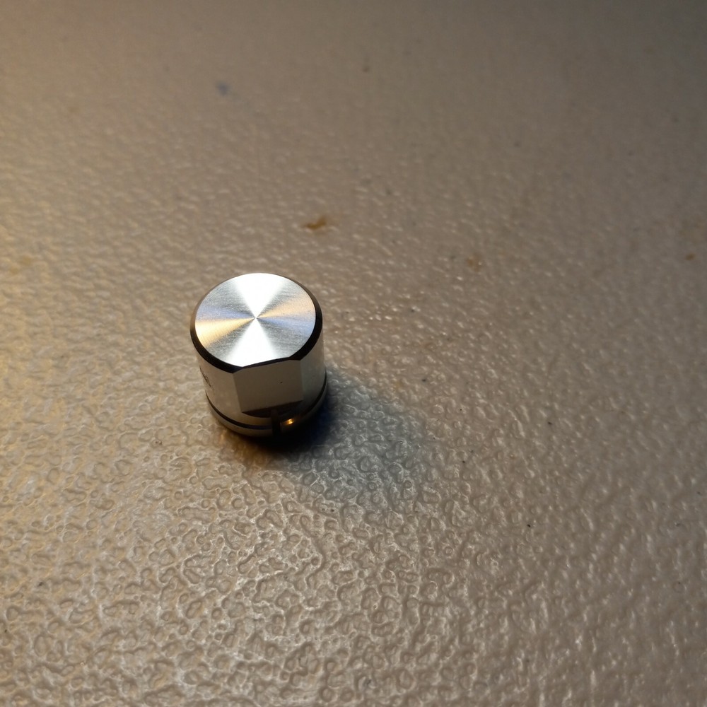 👉REALISTIC 💥 OUTPUT POT KNOB 💥 SCT-31 STEREO CASSETTE DECK