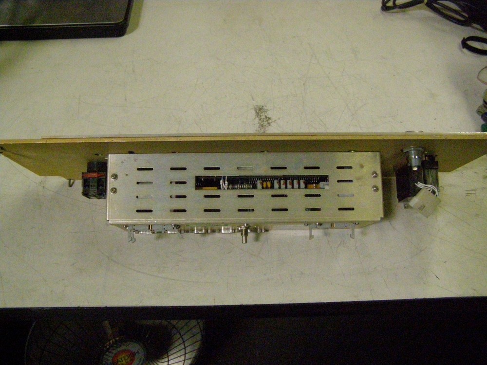 MCL Klystron System Power Microwave RF Amplifier Control Panel 20109 with Key