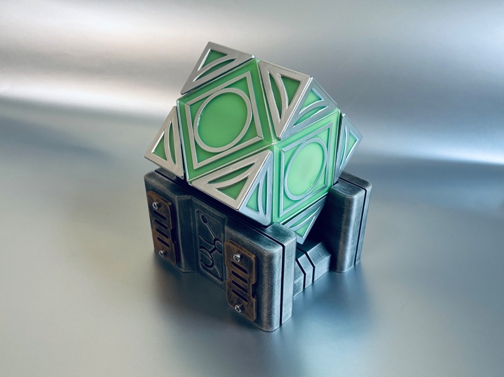 Jedi Holocron Display Stand - Savi’s Workshop - Galaxy's Edge