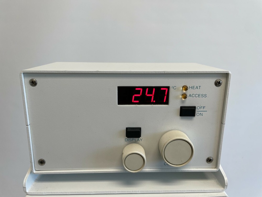 F9: Neslab RTE-100 Bath Circulator with Temperature Controller - Read Condition