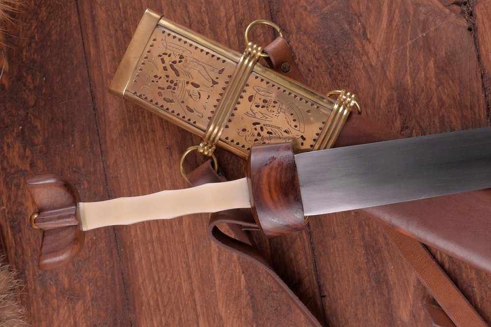 Roman Cavalry Sword with Belt