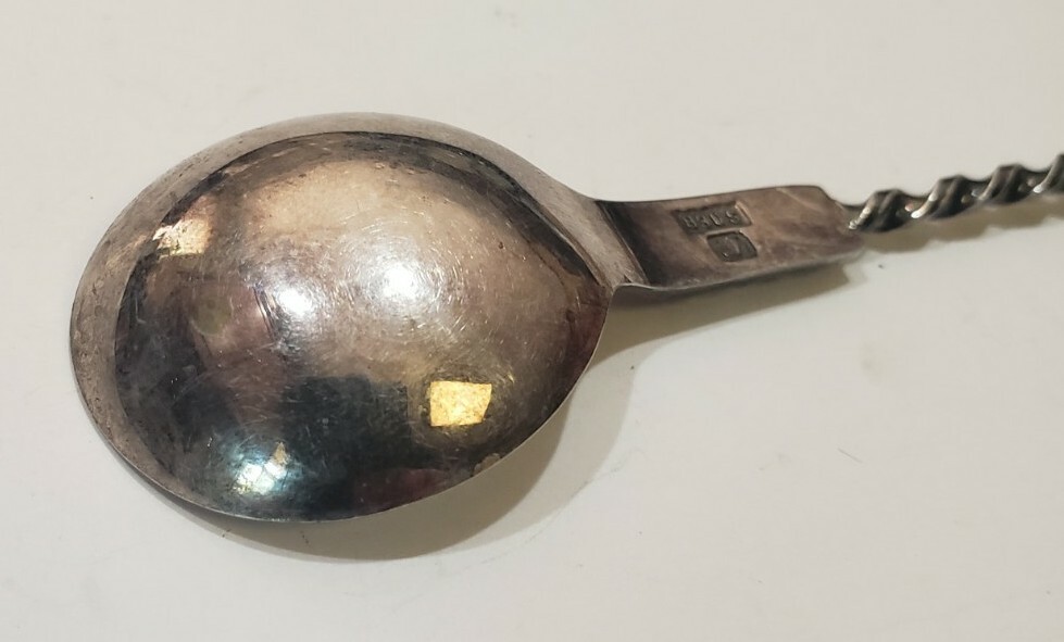 Vintage J 830 Silver Twisted Handle Leaf Spoon