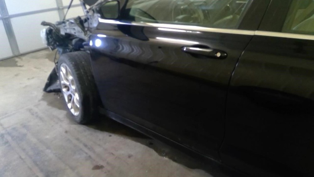 200 2015 High Mounted Stop Light 1722638