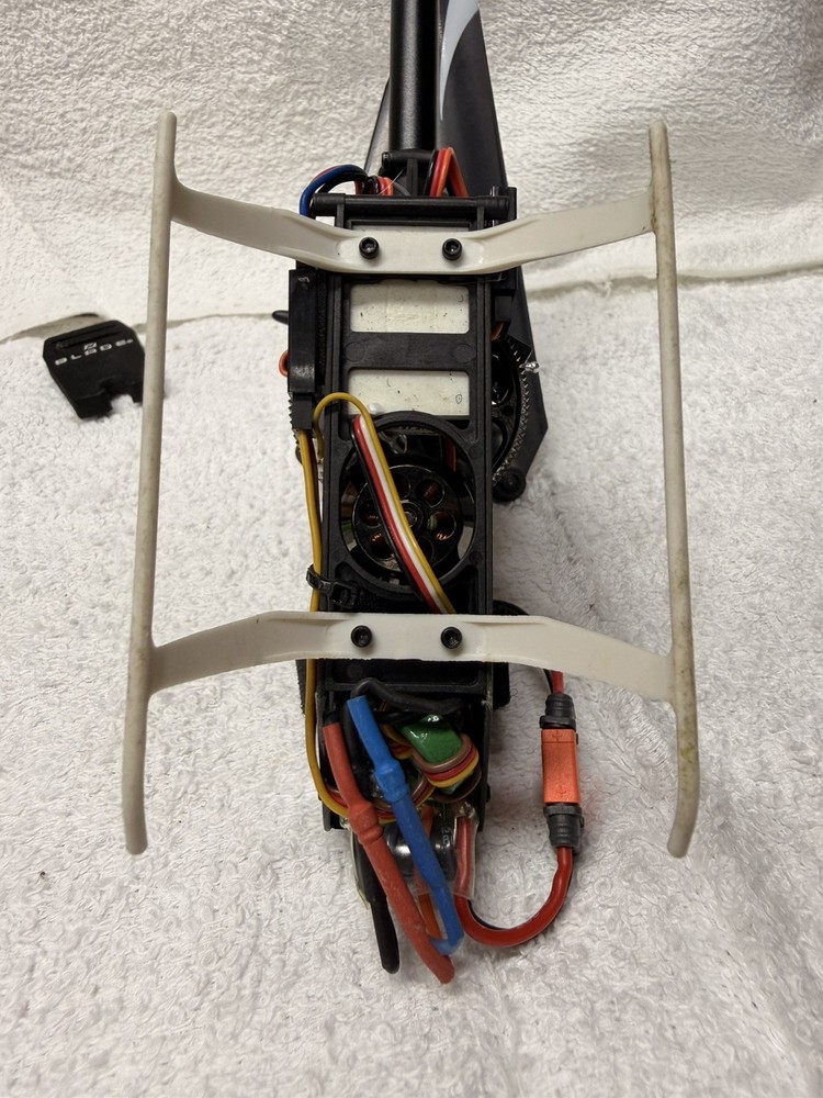 BLADE 150 S BNF Flybarless CP Helicopter