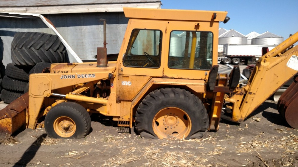 2 JOHN DEERE 510D BACKHOES extend-a-ho