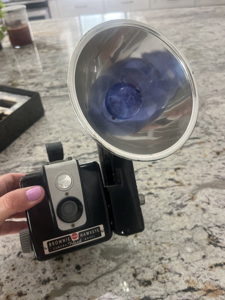 Vintage Brownie Hawkeye Flash Outfit Camera
