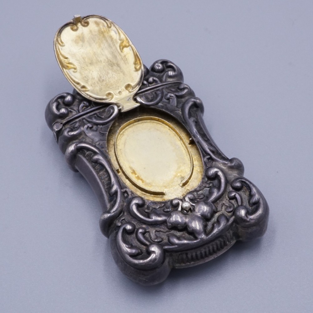 RARE Late Victorian Sterling Silver Repousse Locket Match Safe