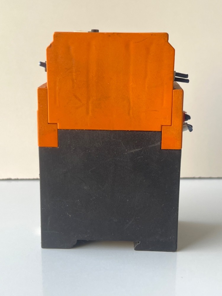 IFM MONITOR FR-2 FREQUENCY SPEED DD2002