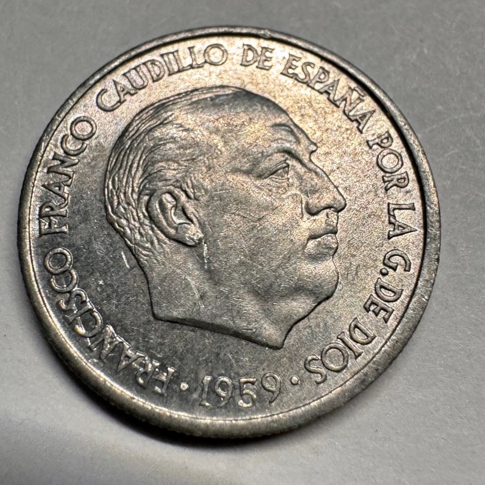 1959 Spain 10 Centimos - Beautiful Coin - #A-037-B