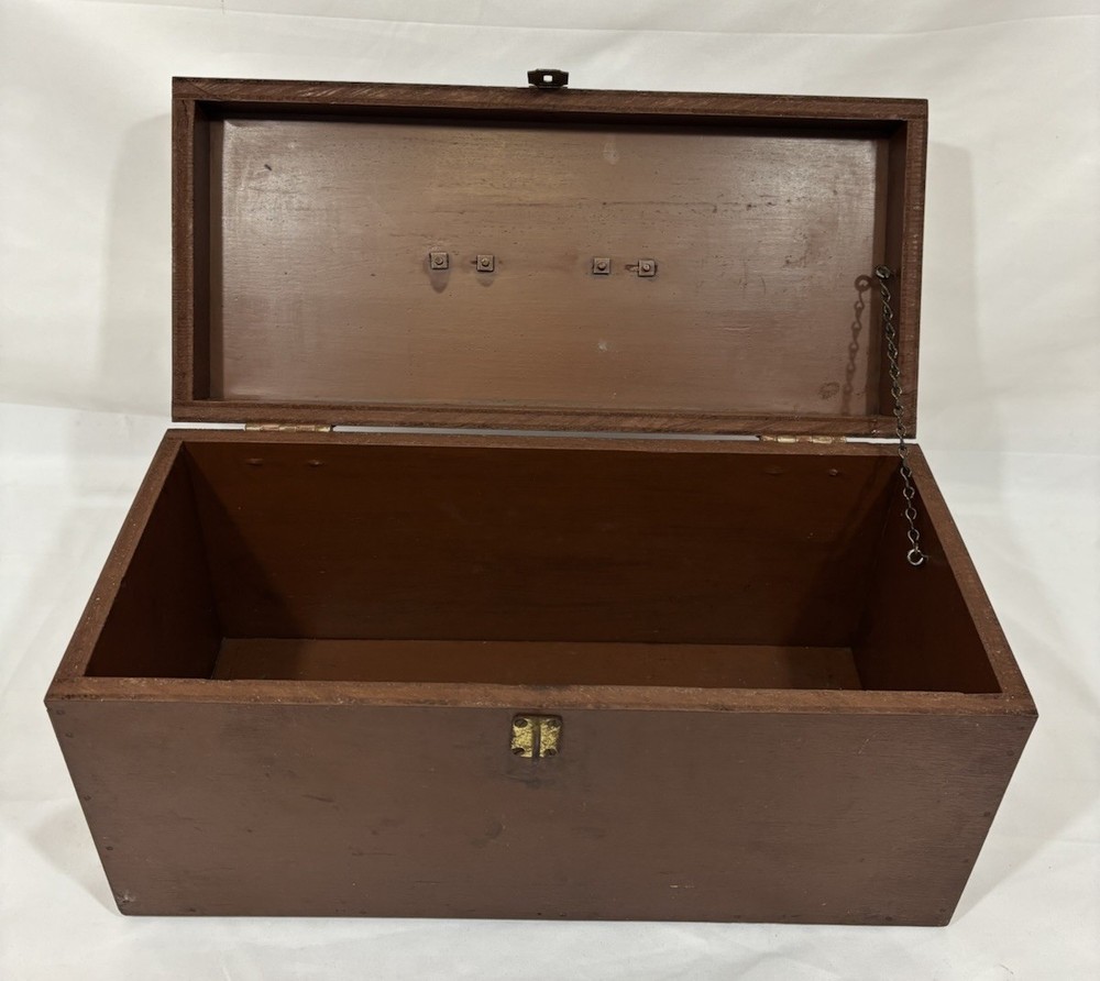 Old Vintage Painted Brown Solid Wood Lidded Tool Box w/Handle 18"W 9"H