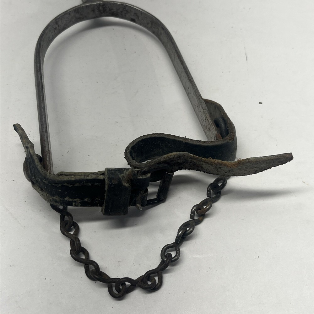 Pair Of Spurs Unbranded YB3