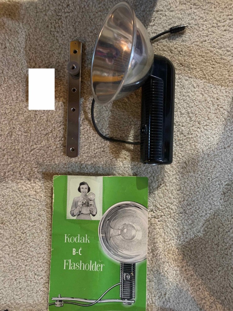 KODAK B-C FLASHOLDER WITH LUMACLAD REFLECTOR, BOX, BOOKLET, BRACKET