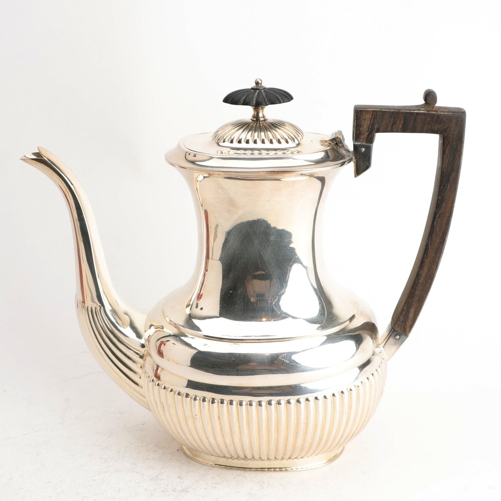 Thomas Wilkinson & Sons Silverplate Coffee Pot or Teapot Fluted No Monogram