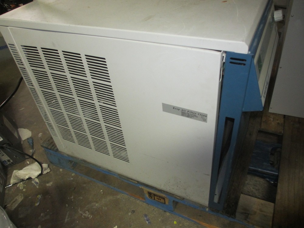 VWR Recirculator Chiller Model 1173MD