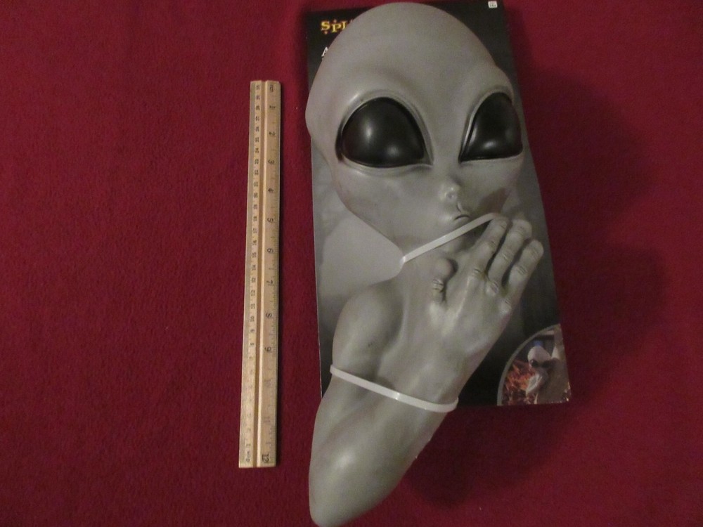 Spirit " Alien Leaner " New in Package