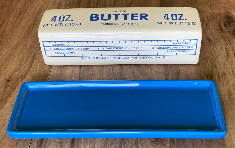 READ Fishs Eddy + West Elm Ceramic Butter Stick Dish 8.5" - Tiny Chip