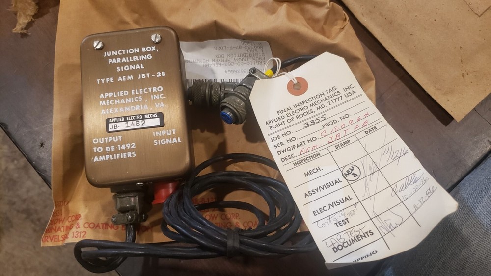 APPLIED ELECTRO MECHANICS DISTRIBUTION BOX AEMJBT2B 6110-00-263-6664 CH46