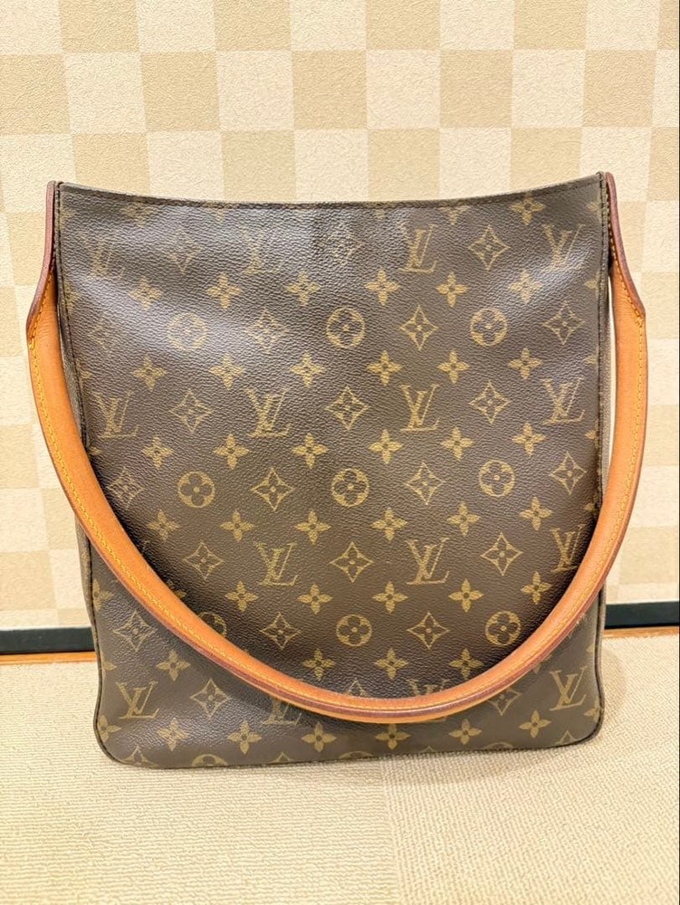 LOUIS VUITTON Looping GM Handbag Monogram