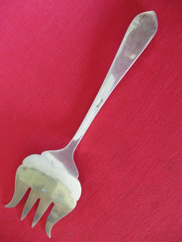 800 Silver Vintage Serving Fork, Floral Handle, Etched Pattern Utensil, 116 Gr