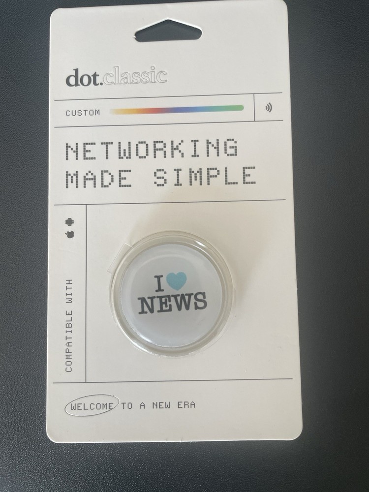 NEW dot.class White Digital Networking Business Card Tap Share iPhone /Android