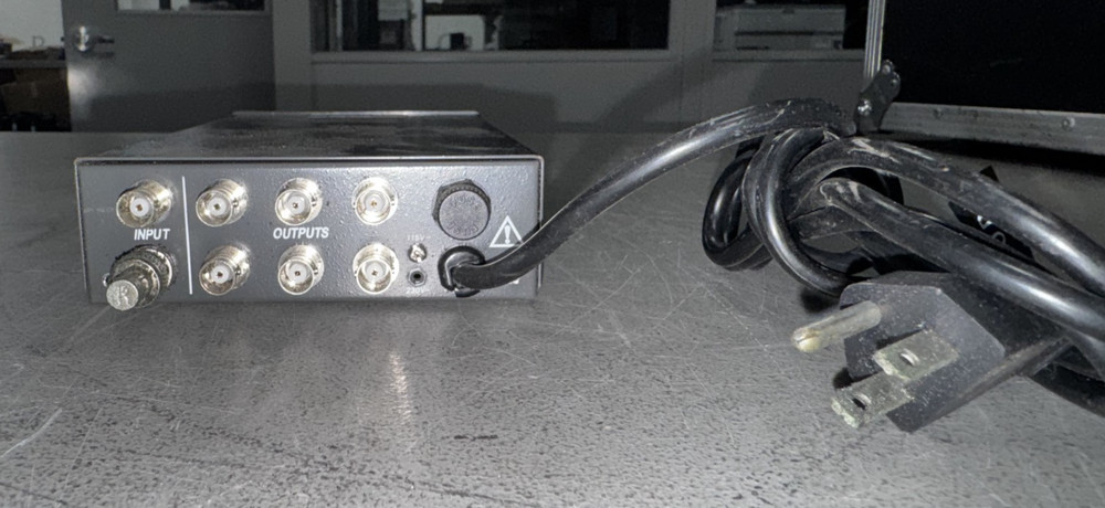 Used Videotek VDA-16