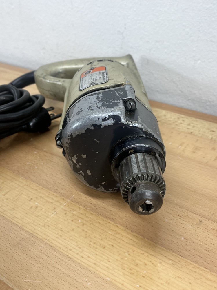 BLACK & DECKER HEAVY DUTY DRILL 1070-60