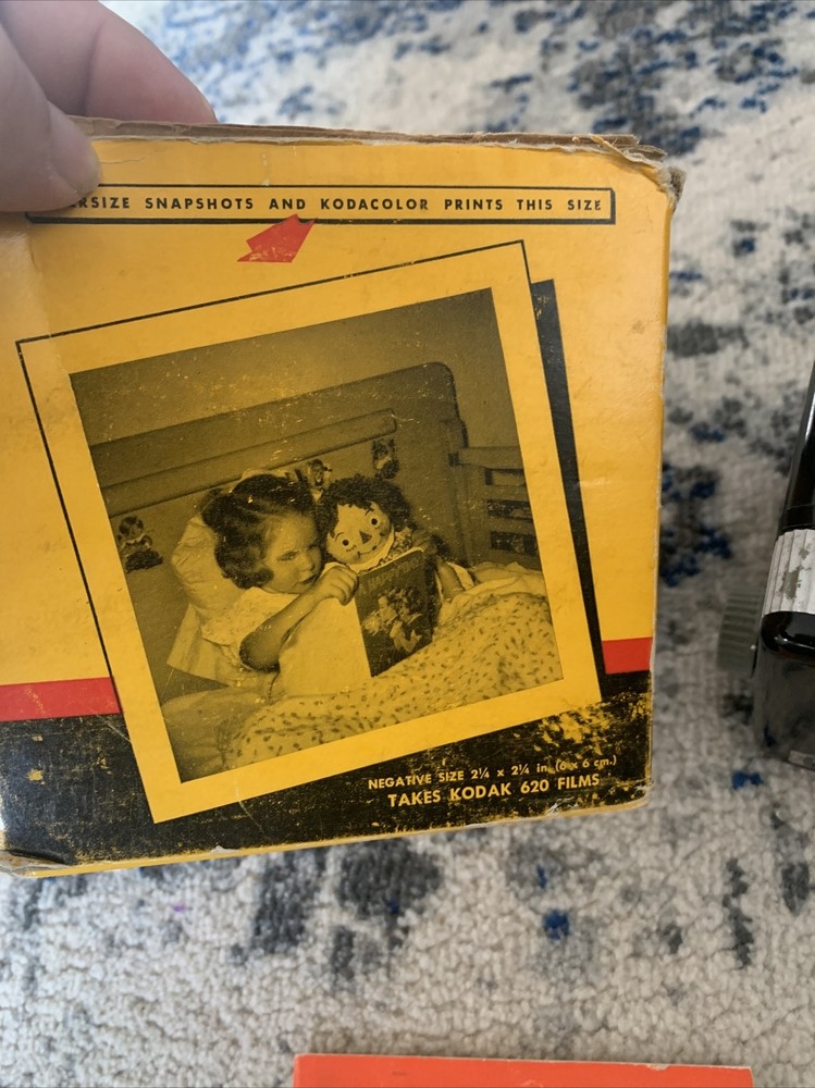 Vintage Brownie Hawkeye Camera w/ Flash UNTESTED