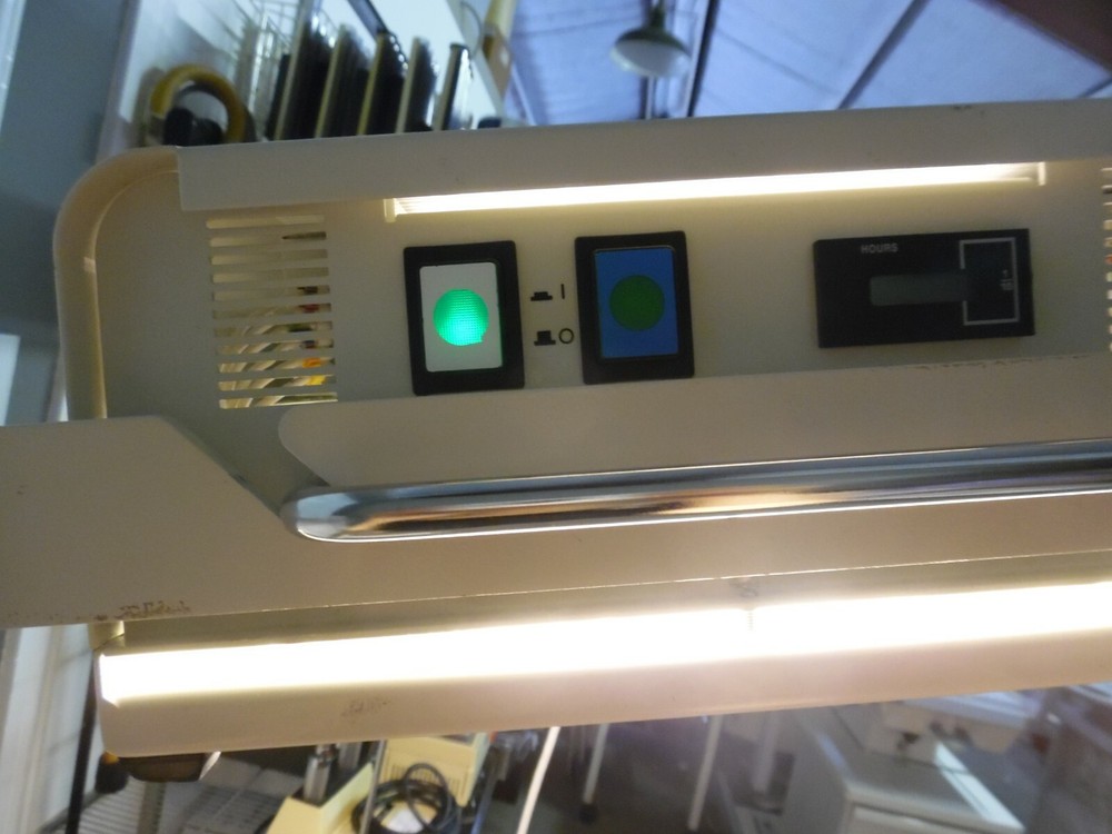 Drager Phototherapy 4000 - Infant Warmer