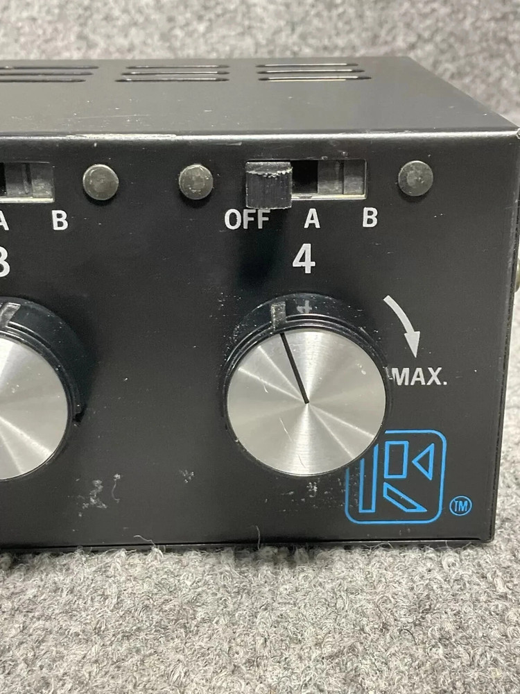 Russound SD-4 Volume Control Multi-Room Multi-Play Model Black