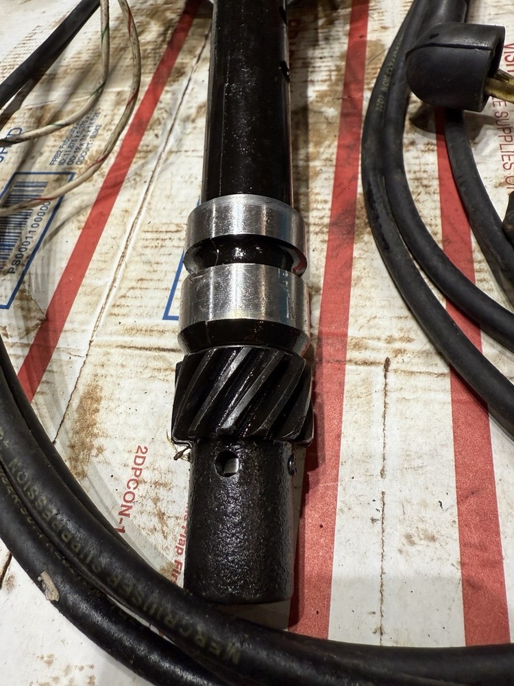 OEM Mercruiser V8 5.0/5.7/6.2 thunderbolt distributor