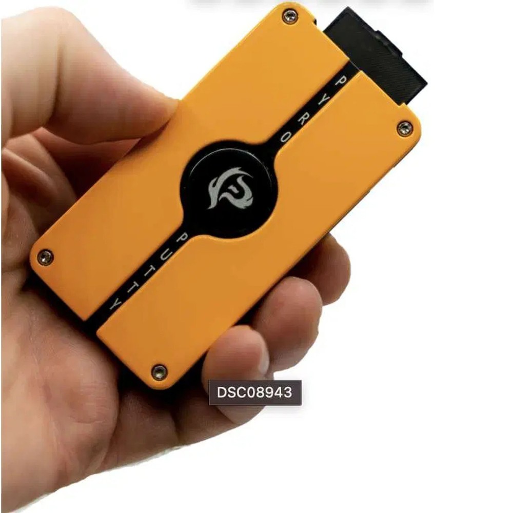 Pyro Putty Tri-Flame Butane Refillable Lighter, Cigar Cutter & Adjustable Flame